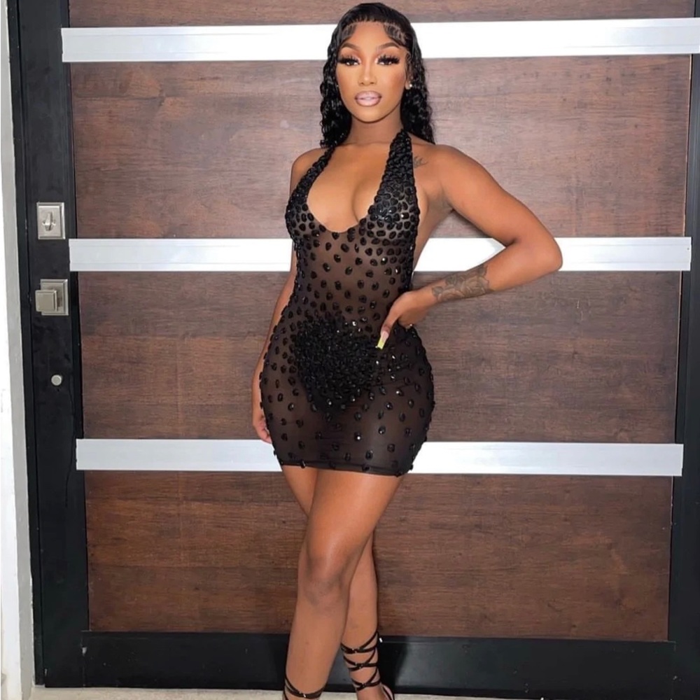 Shopdenoa “Devine Halter Neck Dress”